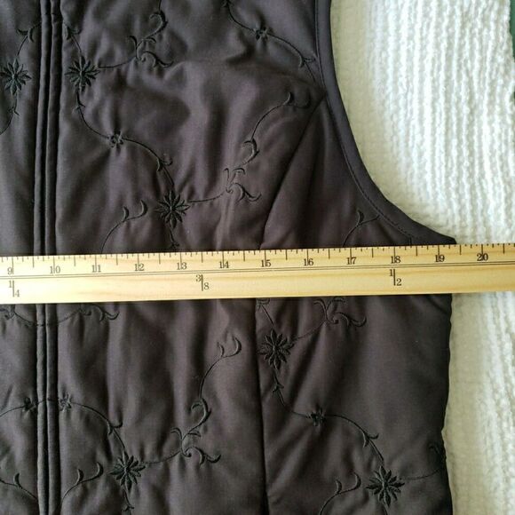 Talbots Lightweight Embroidered Black Vest Zip up Whimsgoth Grunge Gothic Size M - Picture 11 of 11